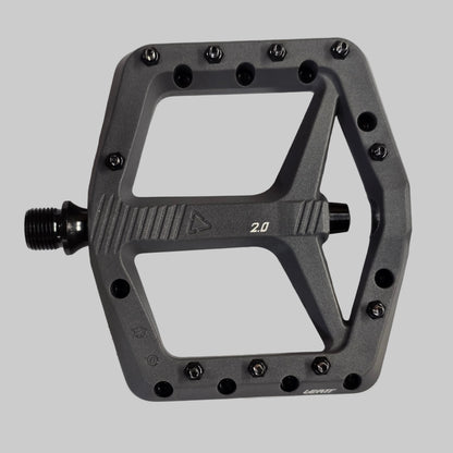 Leatt 2.0 Composite flat pedal granite